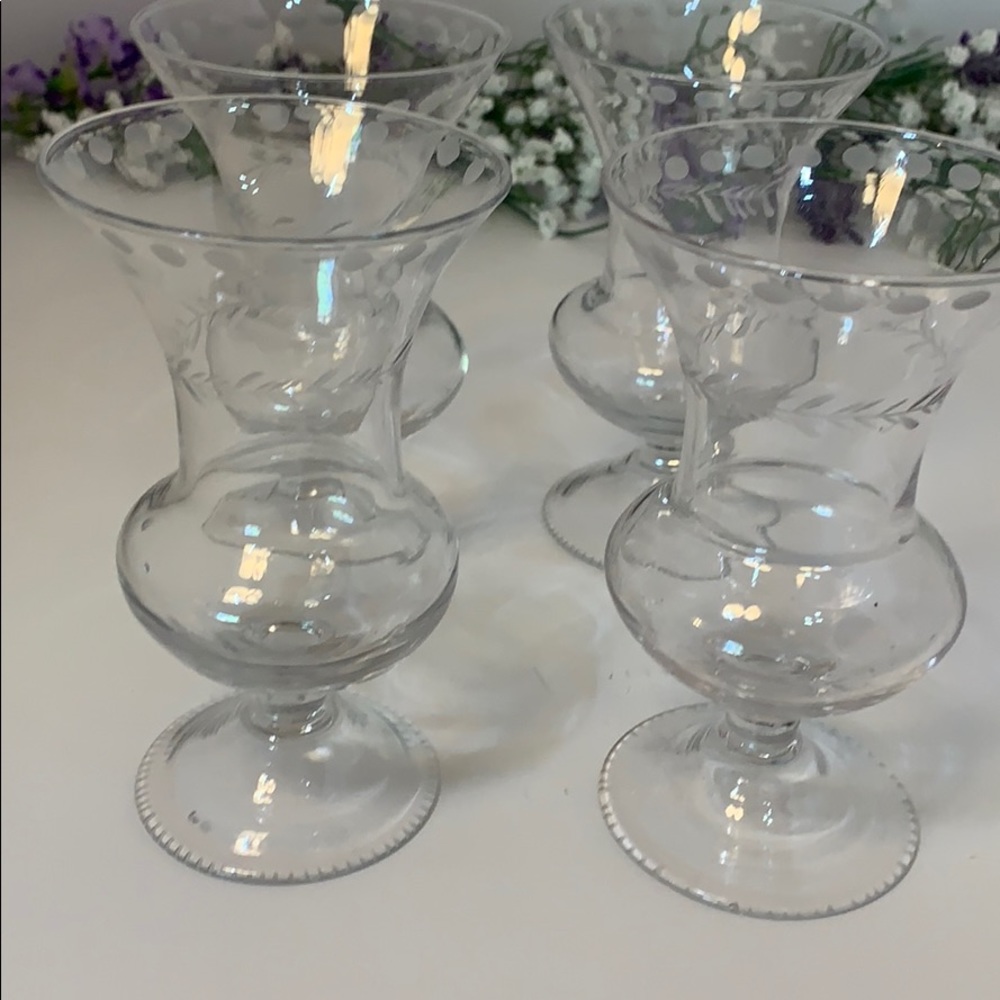 Vintage set 4 cut glass leaf Cordial wine glasses